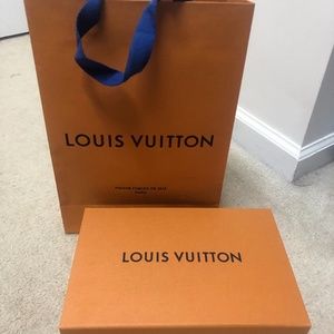 Authentic Louis Vuitton FÉLICIE POCHETTE